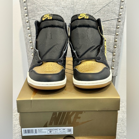 Nike Air Jordan 1 Retro High OG Black Metallic Gold Mens Size 8.5 DZ5485-071 New - Picture 5 of 14